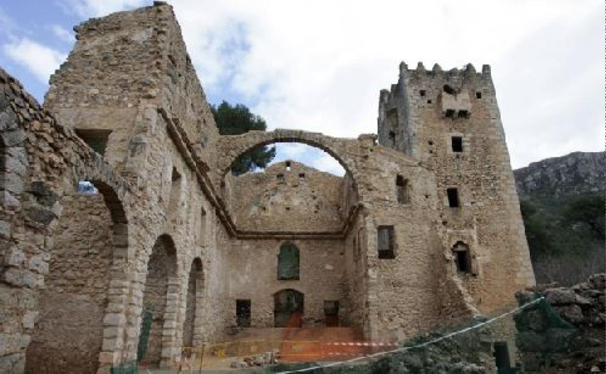 El monasterio de Alzira, en estado ruinoso a la espera de la llegada de la inversión. 