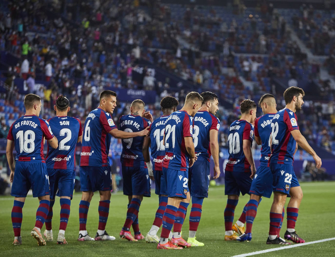 Fotos: Las mejores imágenes del Levante UD-Cádiz CF