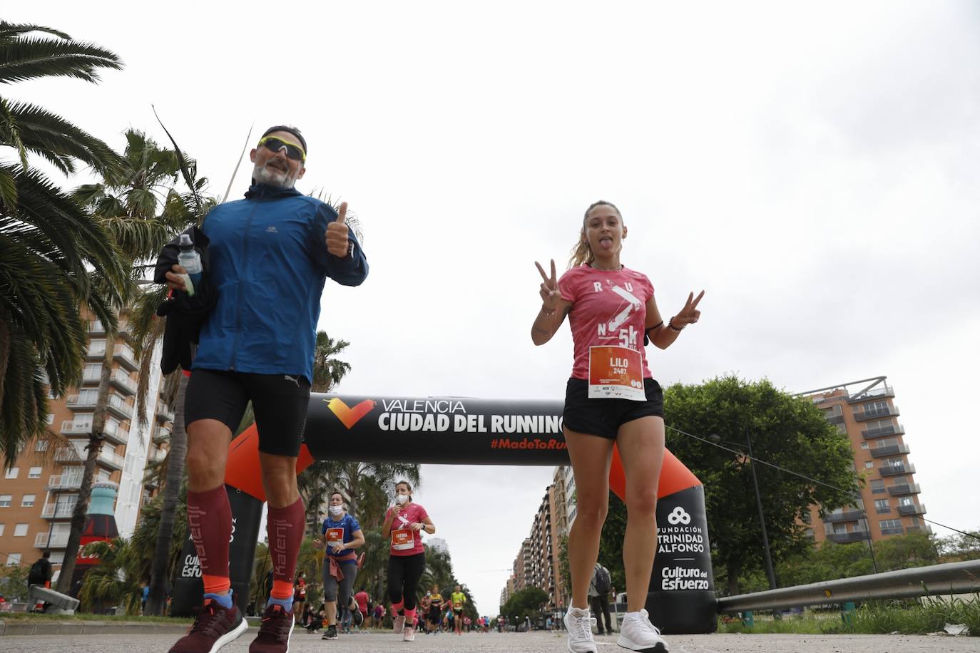 El atletismo popular retoma el pulso en Valencia con la segunda carrera celebrada en la ciudad. Los corredores se han lanzado a la calle con ganas e ilusión después de más de un año sin poder participar en este tipo de competiciones. 