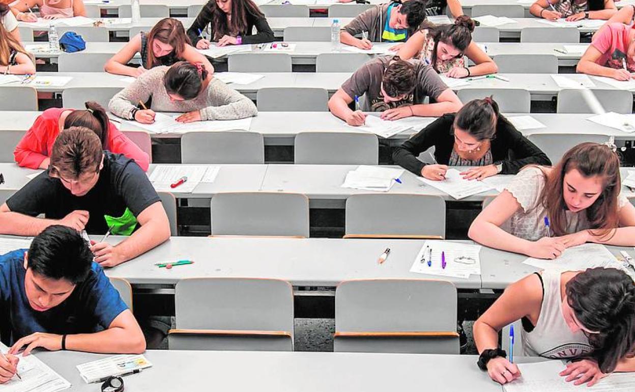 Examen de selectividad previo a la pandemia. 