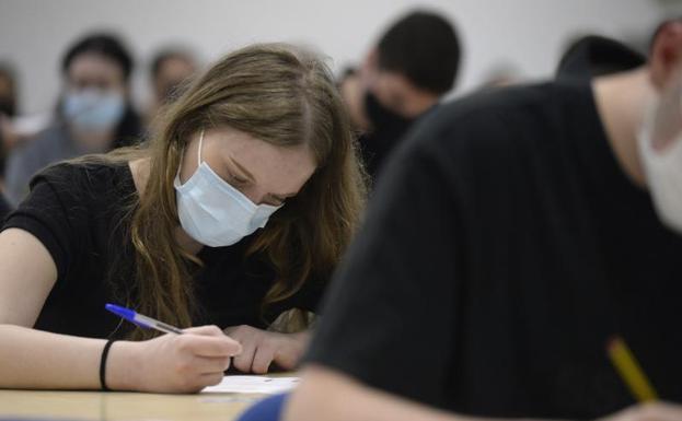 Qué pasa si suspendes Selectividad: las opciones más allá de la PAU cuando no tienes suficiente nota