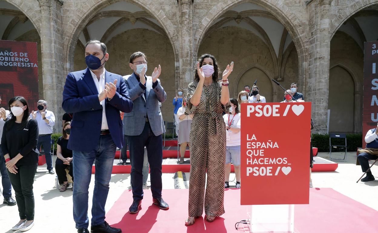 José Luis Ábalos, Ximo puig y Mercedes Caballero, ayer en Valencia