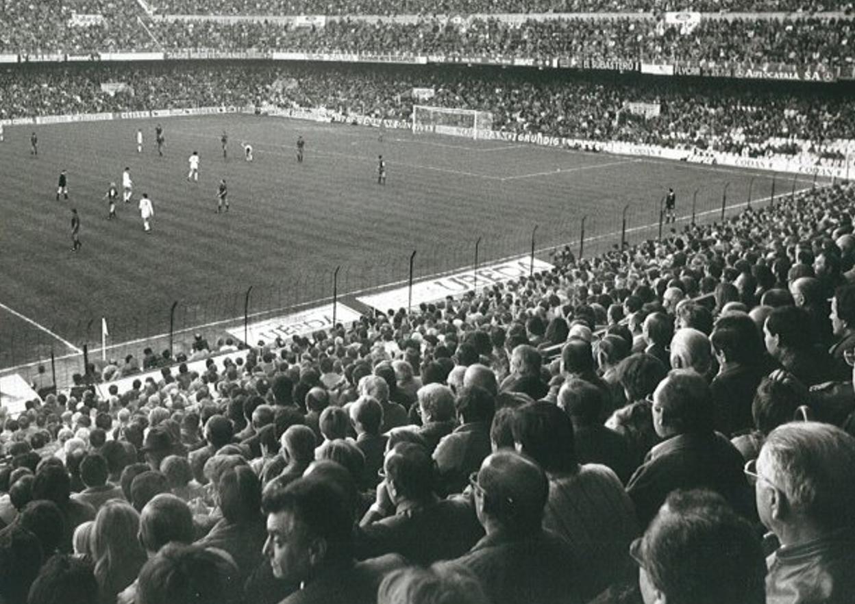 Un partido en Mestalla en el año 85.