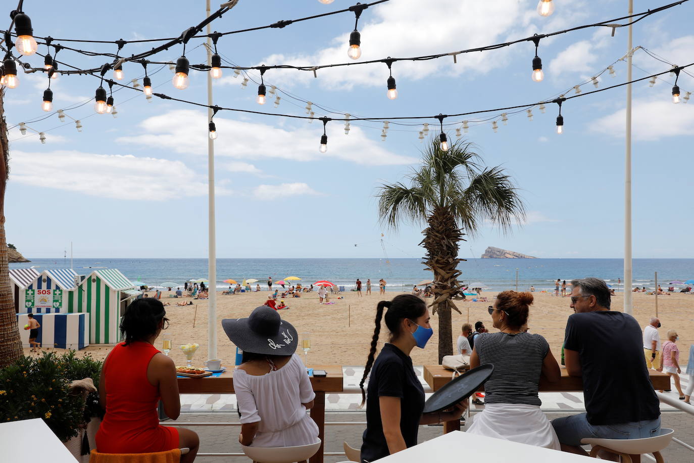 Los hoteles de Benidorm han registrado un 44% de ocupación durante la semana del 31 de mayo al 6 de junio de 2021. El turismo nacional continúa siendo protagonista absoluto, con un 88% de las habitaciones ocupadas por españoles durante la semana.