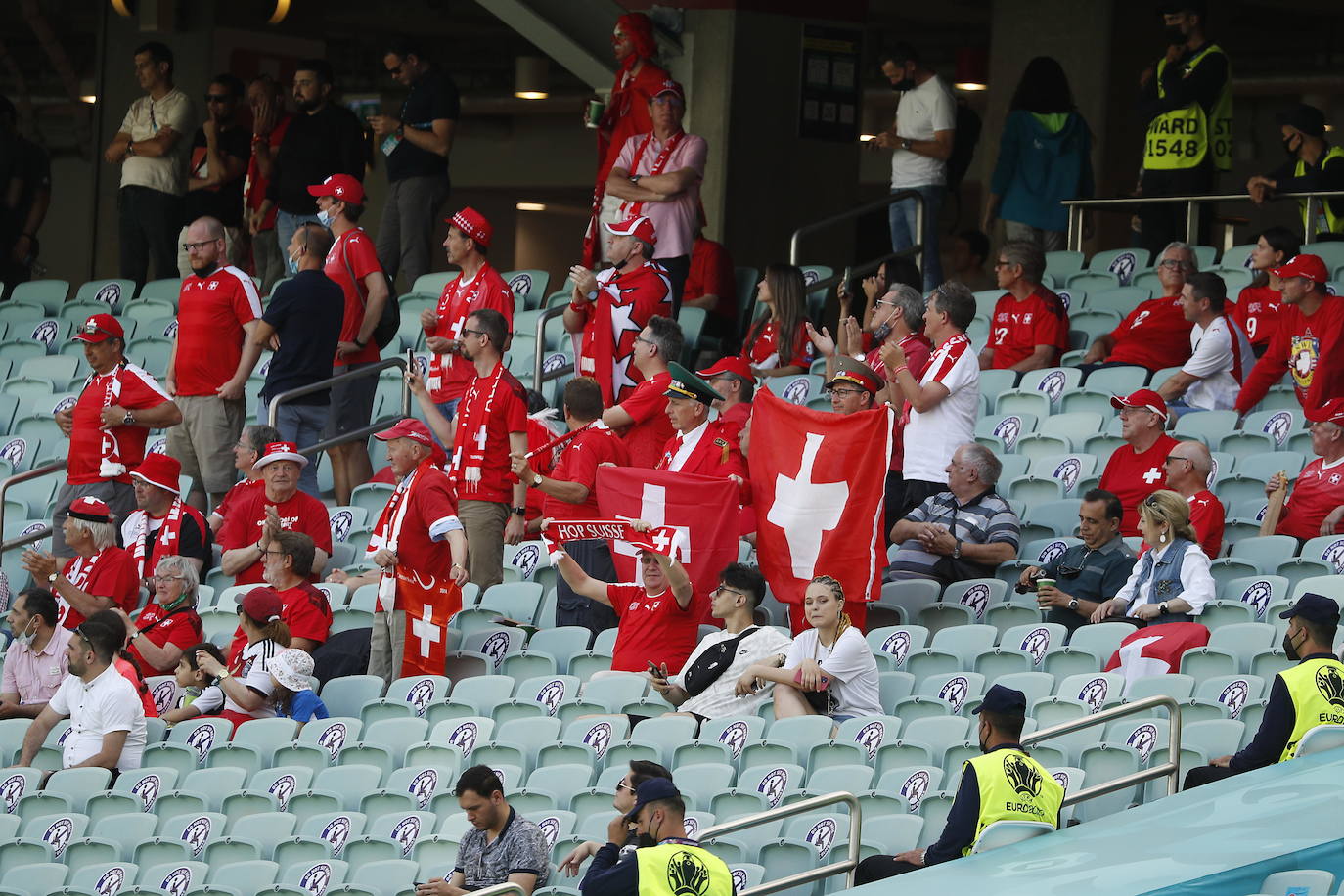 Fotos: Las mejores imágenes del Gales - Suiza