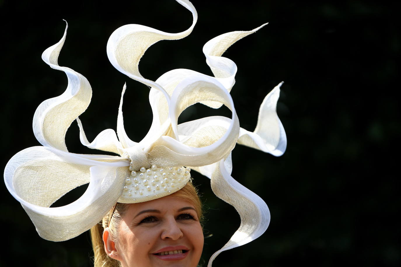 Fotos: Extravagantes e imposibles: vuelven Ascot y sus tocados