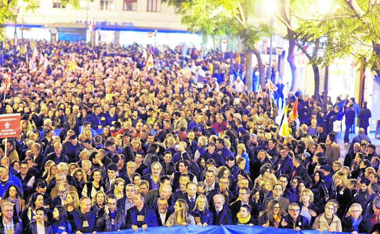 Cabecera de la manifestación de 2017 en defensa de la reforma de la financiación.