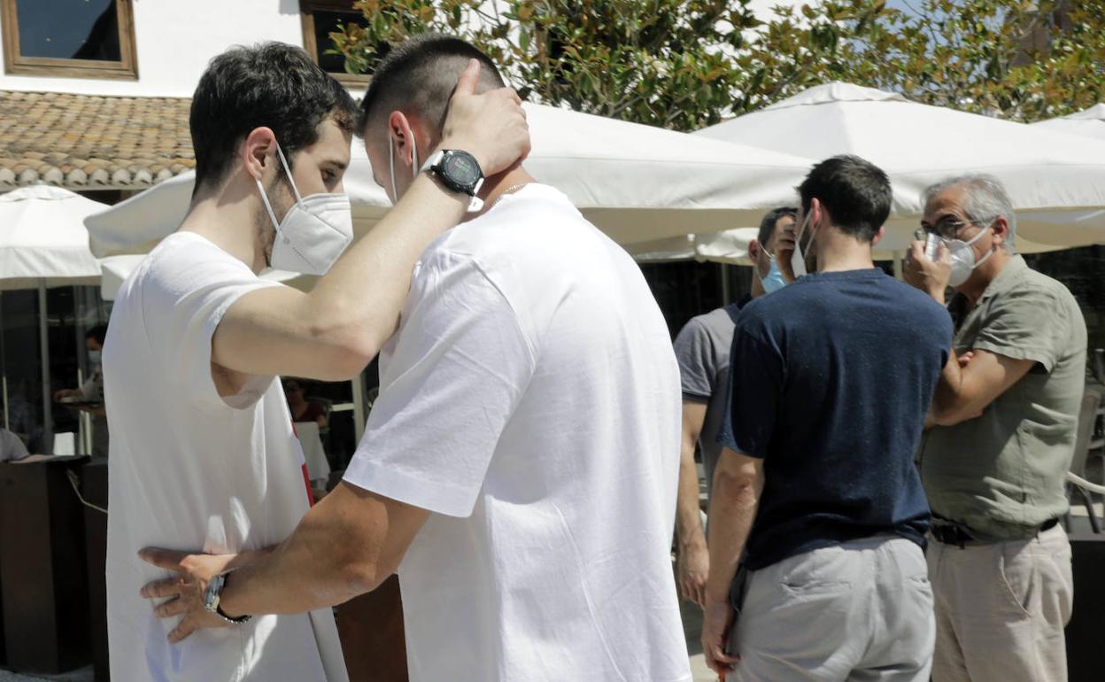 Guillem Vives se despide tras la comida de final de temporada del Valencia Basket. 