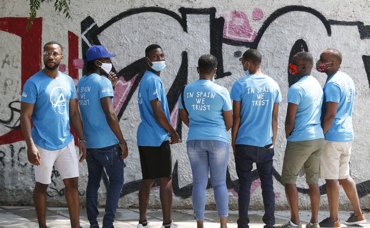 Inmigrantes del Aquarius, durante la pandemia. 