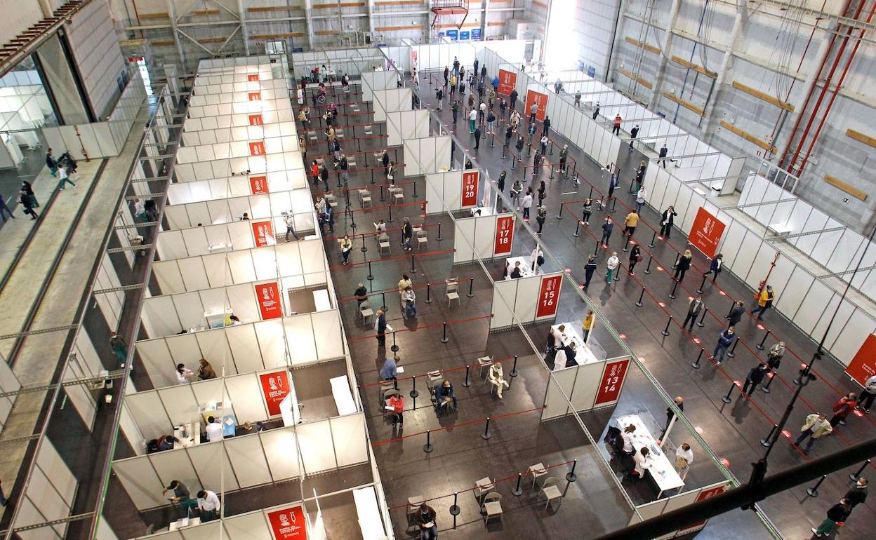 Vacunación masiva en Alicante. 