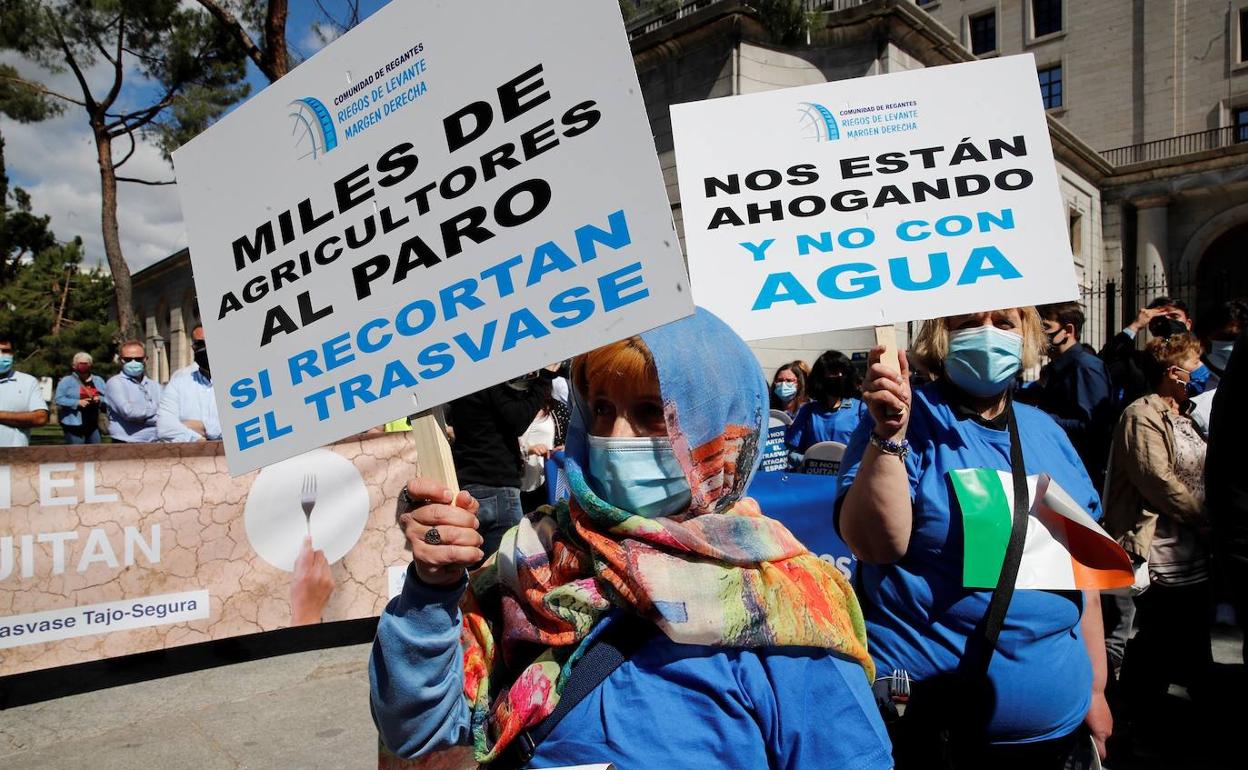 Manifestación en contra del recorte del trasvase Tajo-Segura en Madrid el pasado mes de mayo. 