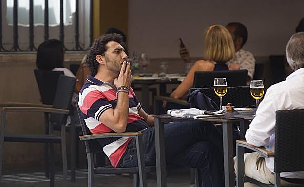 Dos grandes brotes de origen laboral en Valencia y Barx