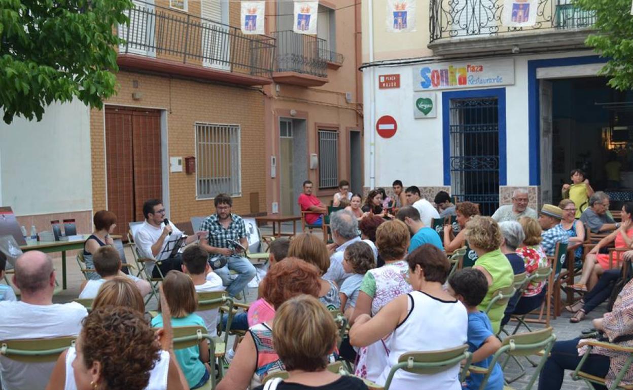 Un acto cultural en Benifairó antes de la pandemia. 