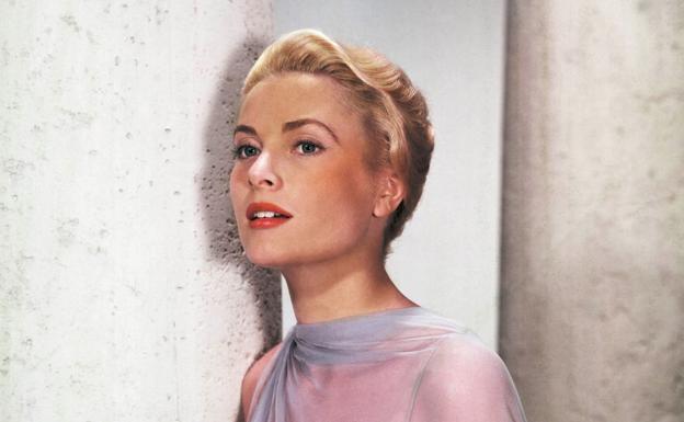 La actriz Grace Kelly en 'Atrapa a un ladrón'.