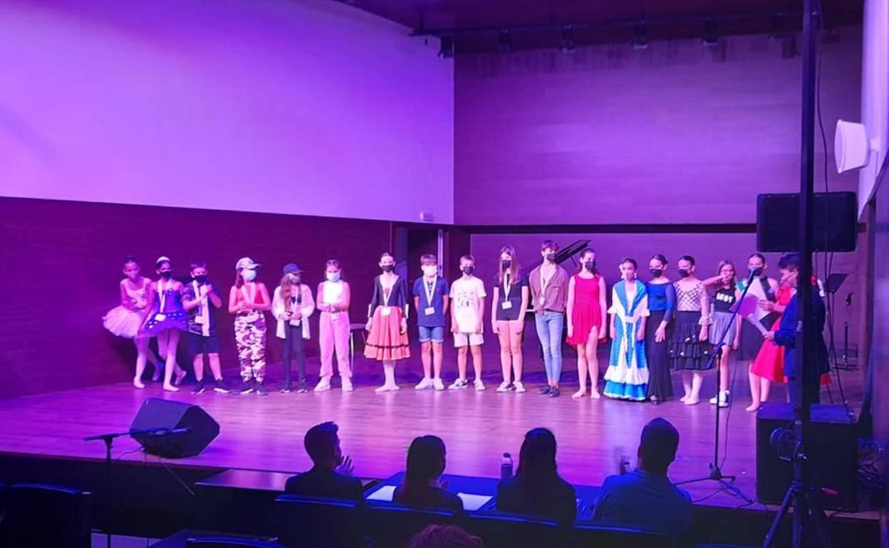 Una de las actuaciones de las semifinales del 'I Concurs Joves Prodigis'. 