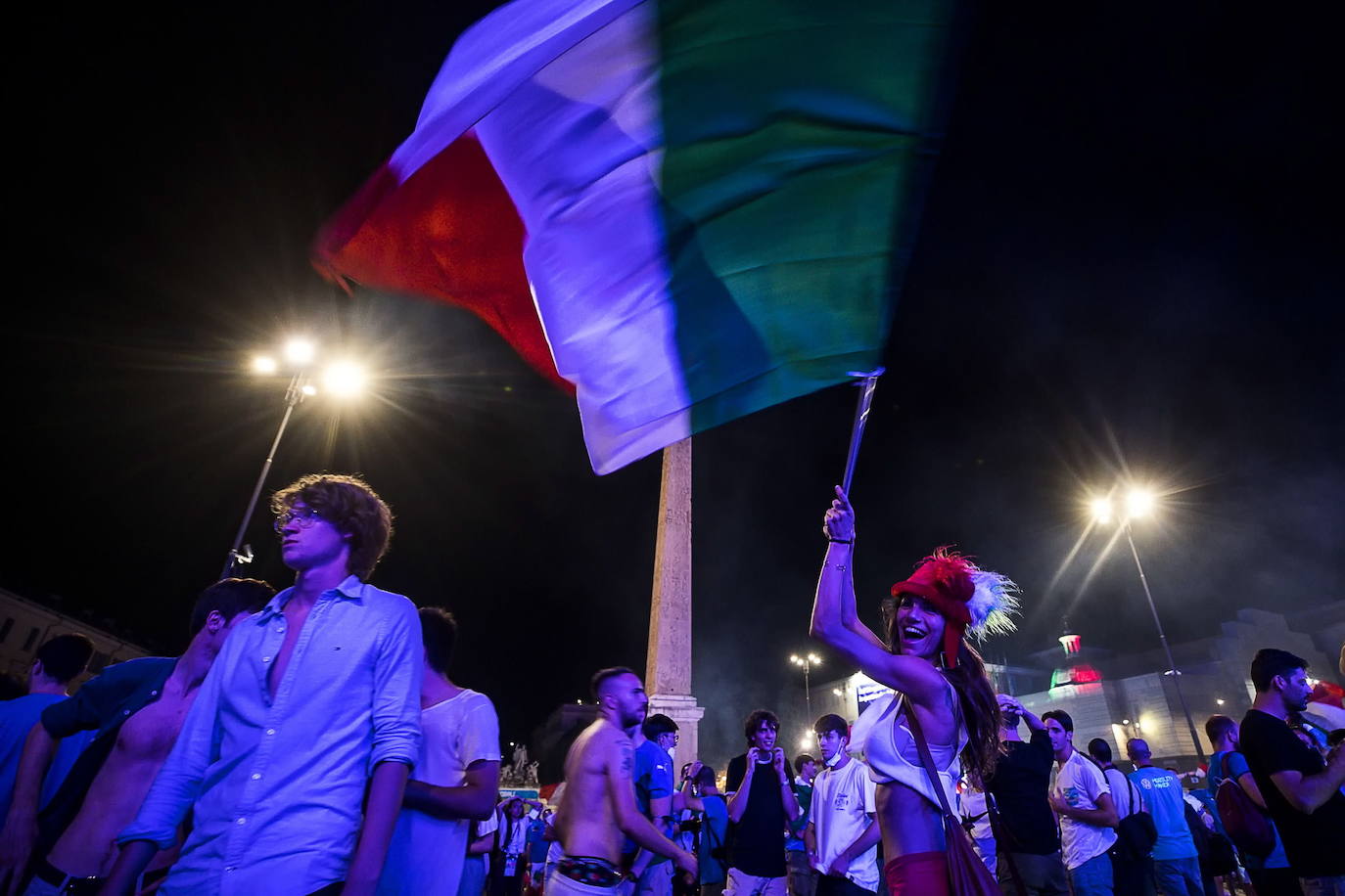 La victoria ante España desata la euforia en la calles de Roma.