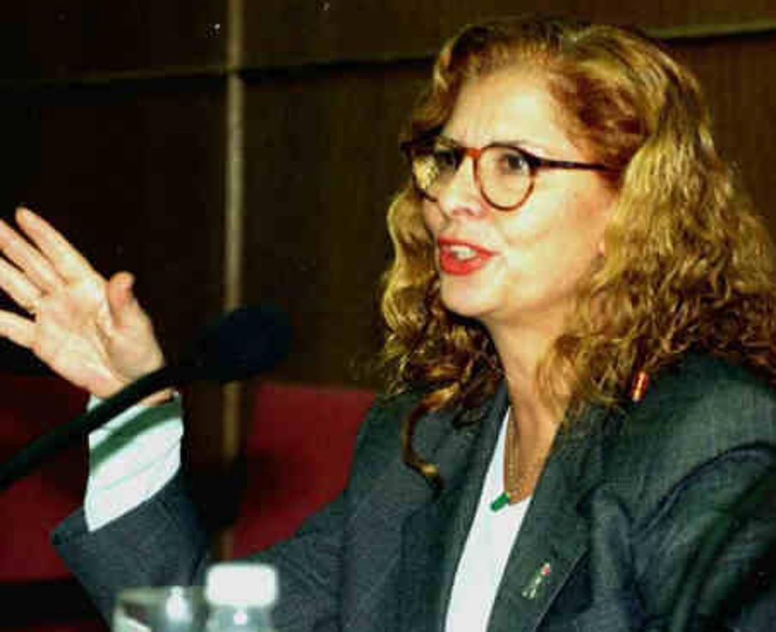 Carmen Alborch, Ministra de Cultura. 1994. Gobierno del PSOE.