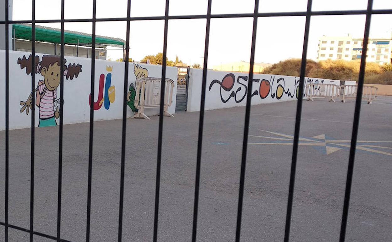 Instalaciones provisionales del Ceip Jaume I de Vinaròs. El nuevo centro se inaugurará a lo largo del próximo curso. 