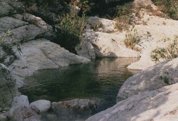 Els Tolls, unas balsas que el río Ebo forma y en las que los habitantes de Vall d'Ebo se bañan en verano.