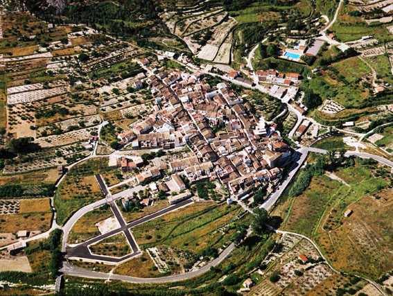 Vista aérea del municipio de La Vall d'Ebo