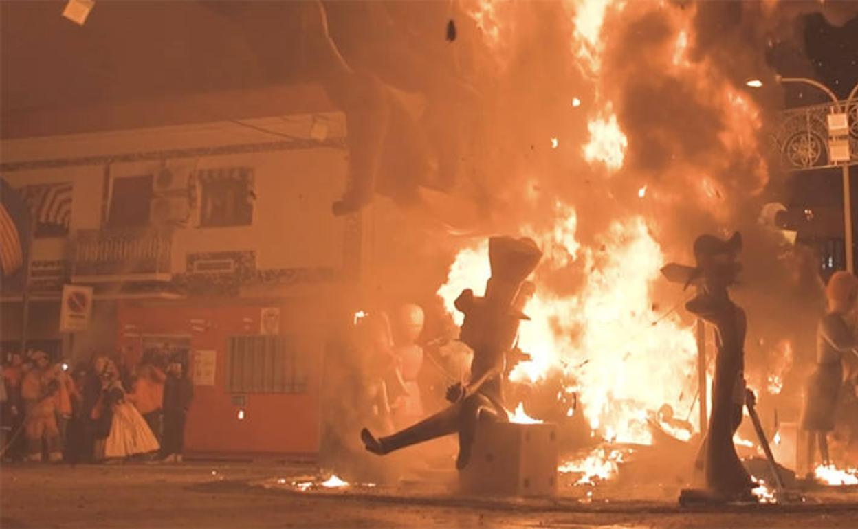 La cremà de una falla de 2019. 