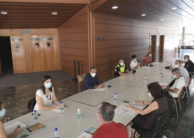 Imagen secundaria 1 - Las reuniones con los colectivos en Alaquàs, Paiporta y Godella. 