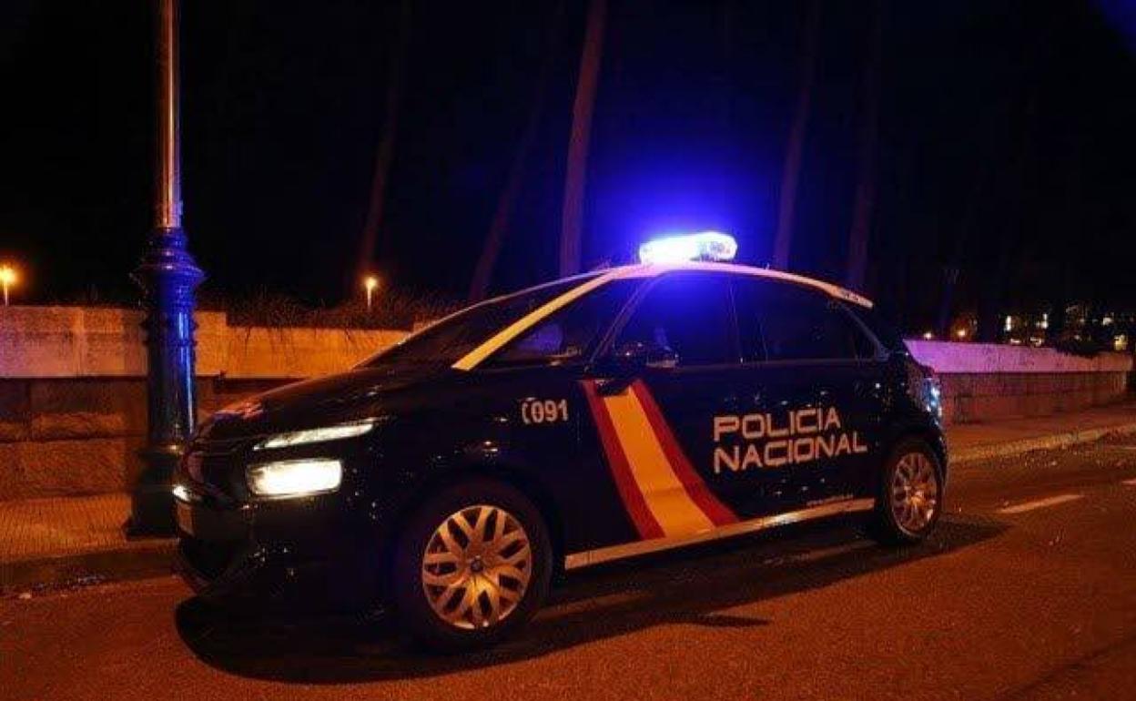 La Policía Nacional en Elche. 