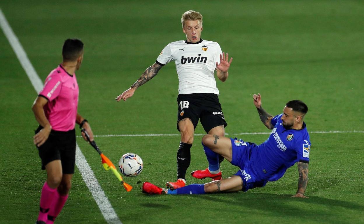 Daniel Wass, durante un partido de Liga frente al Getafe, primer rival oficial de la temporada. 