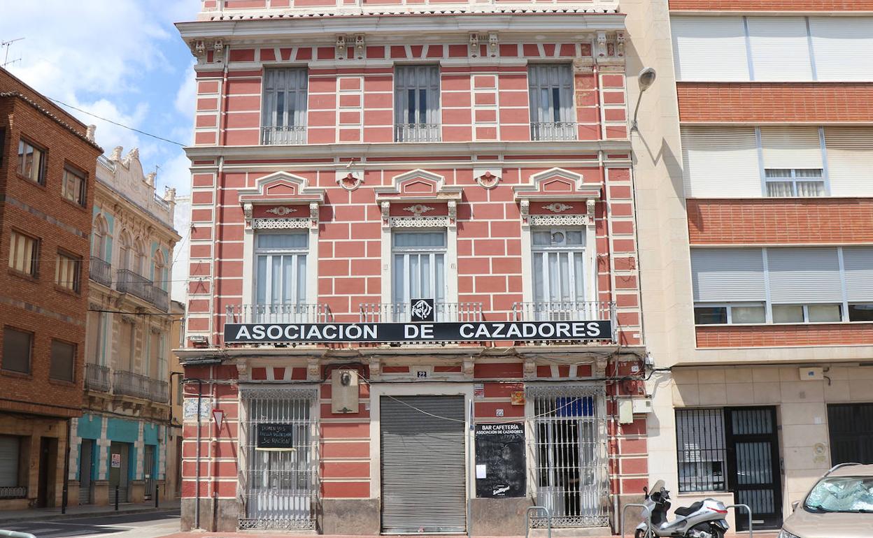 La sede de la Asociación de Cazadores. 