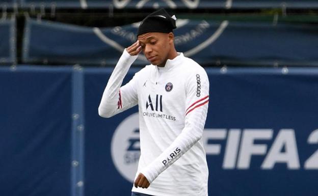 Kylian Mbappé, durante un entrenamiento del PSG. 