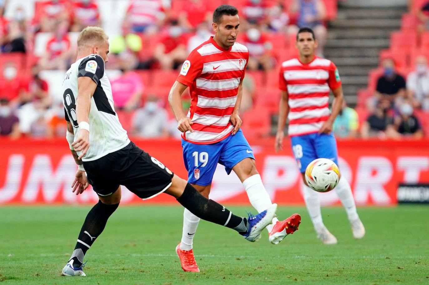 Fotos: Las mejores imágenes del Granada CF-Valencia CF