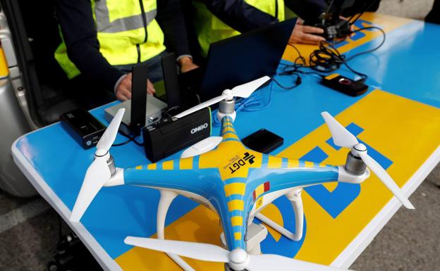 La DGT desvela dónde están los drones que multarán en la Operación Retorno