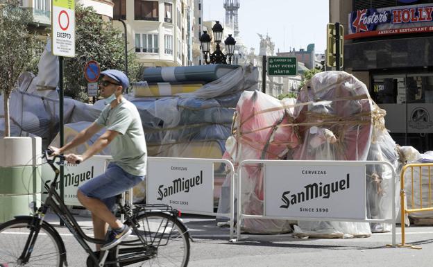 Calles cortadas en Valencia por las Fallas a partir de hoy 