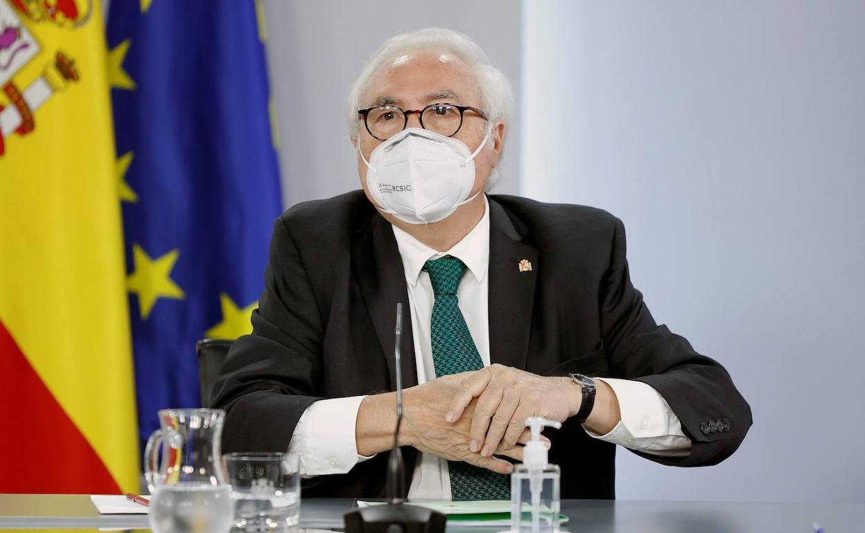 El ministro de Universidades, Manuel Castells. 