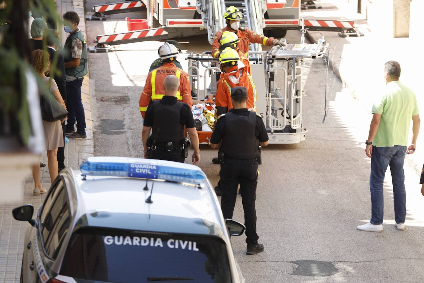 Fotos: Un hombre mata a cuchilladas a su madre en Moncada