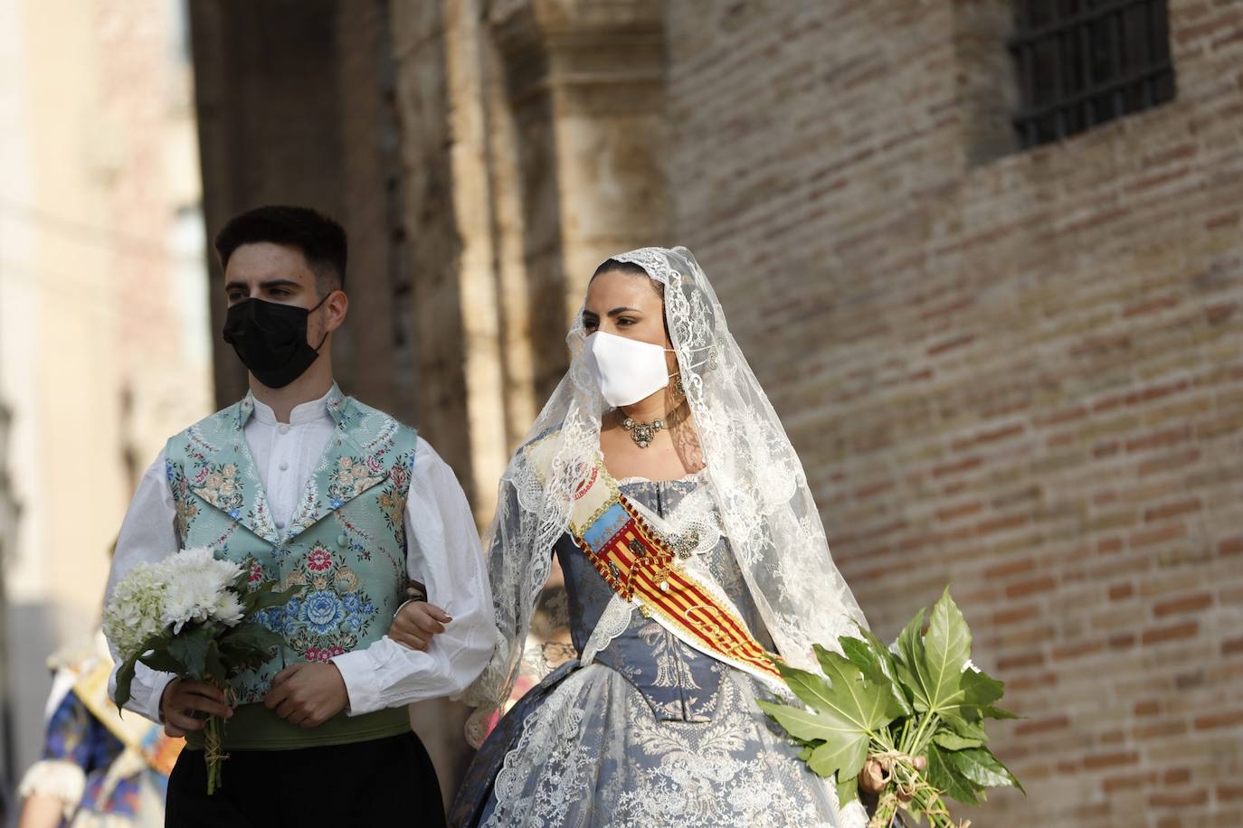 Ofrenda de Fallas 2021 | Fotos: Búscate en el primer día de Ofrenda