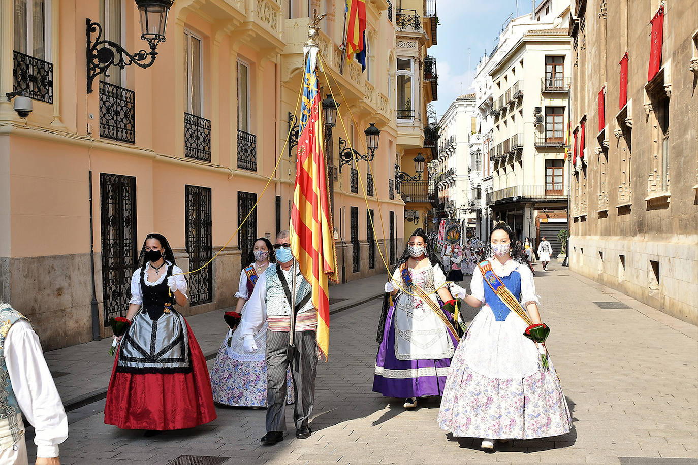 Fotos: Búscate en la Ofrenda de este sábado 4 de septiembre por la calle Caballeros de Valencia