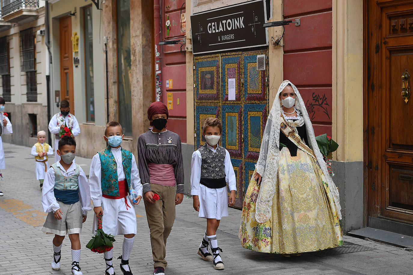 Fotos: Búscate en la Ofrenda de este sábado 4 de septiembre por la calle Caballeros de Valencia