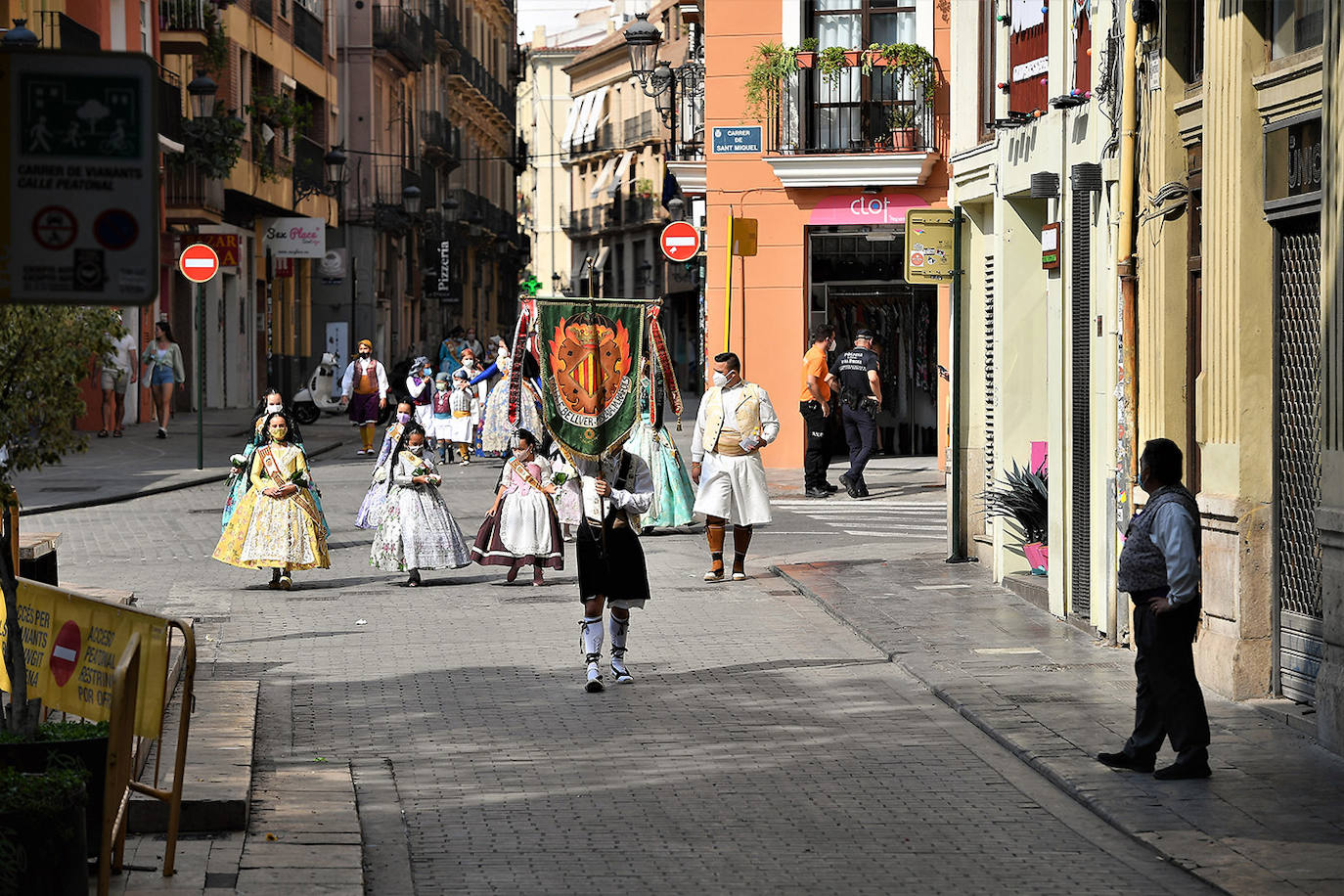 Fotos: Búscate en la Ofrenda de este sábado 4 de septiembre por la calle Caballeros de Valencia