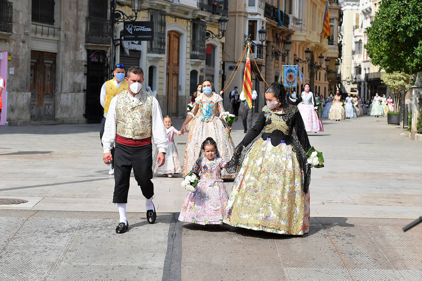 Fotos: Búscate en la Ofrenda de este sábado 4 de septiembre por la calle Caballeros de Valencia