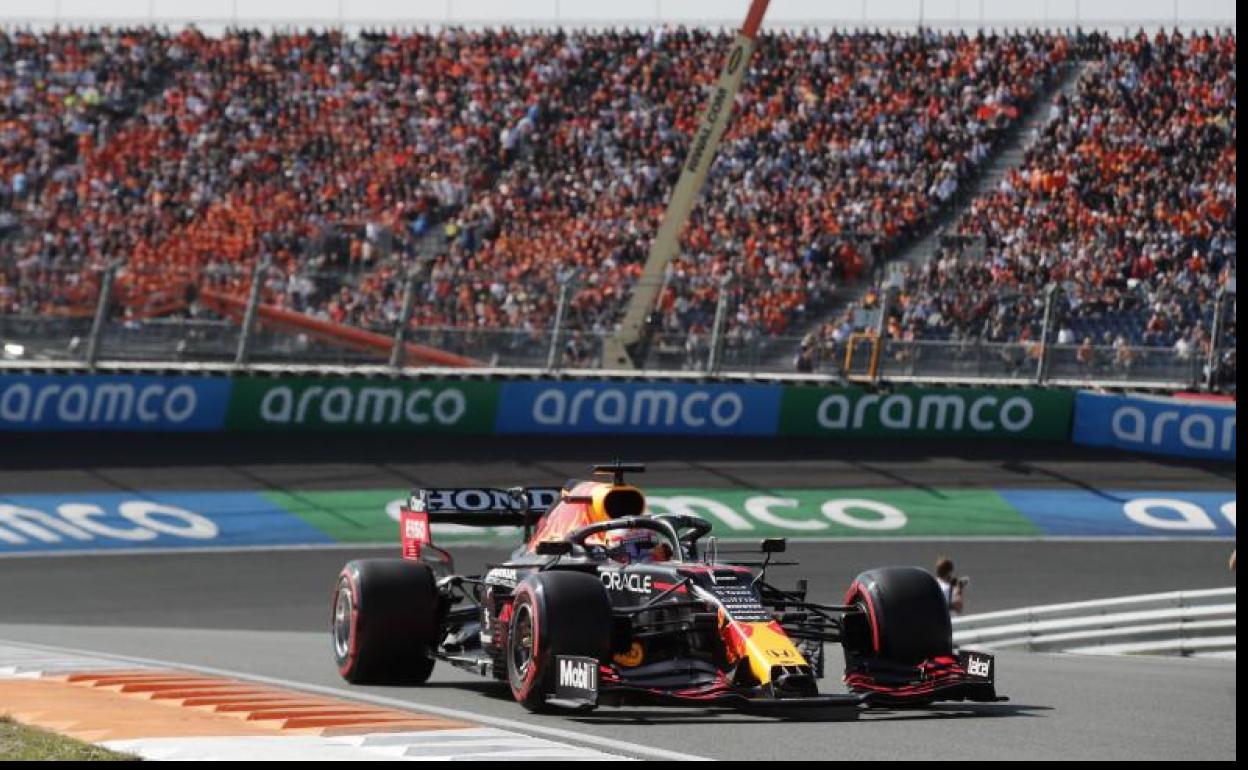 Verstappen, profeta en su tierra con su pole más ajustada