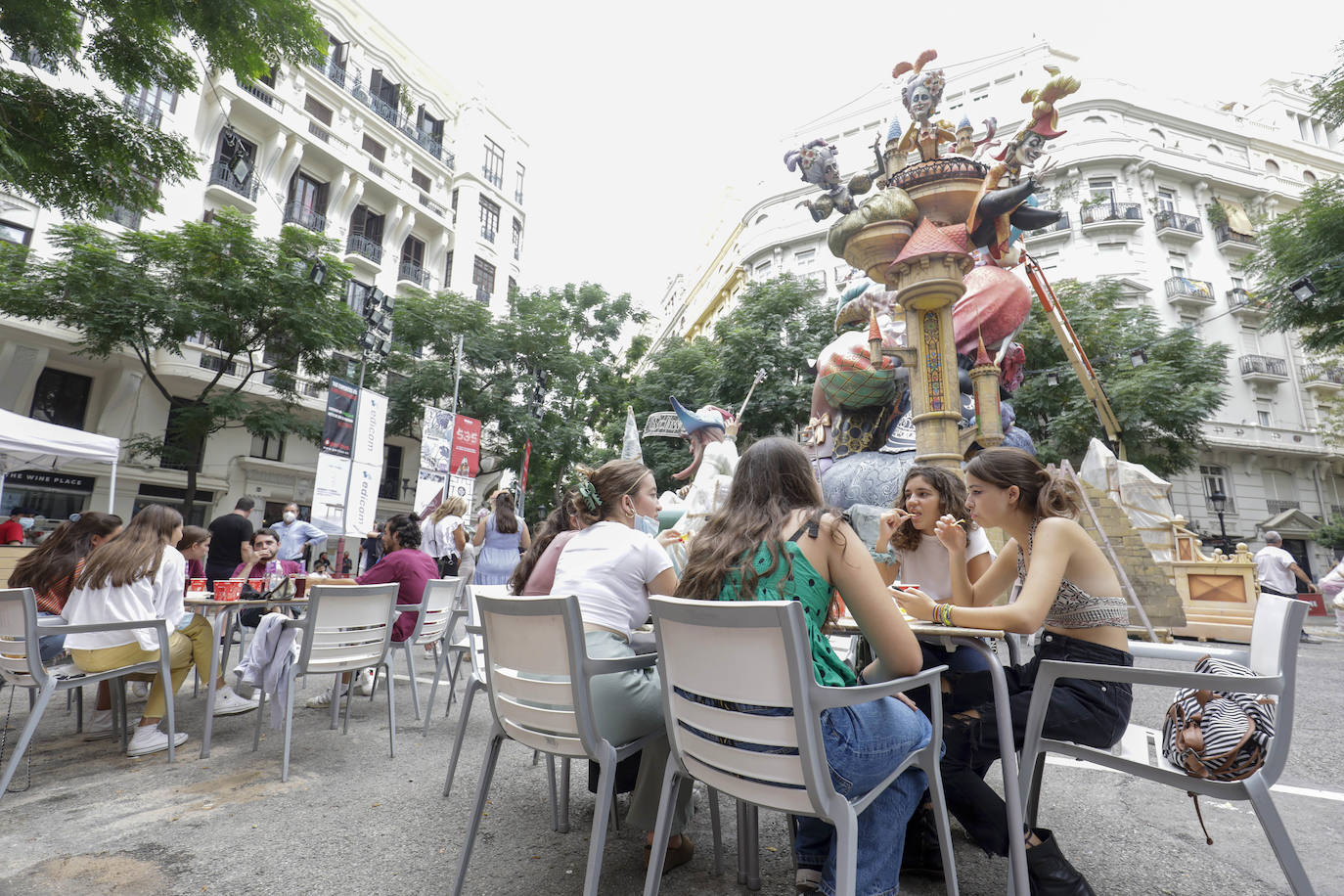 Fotos: Fallas 2021: El ambiente fallero inunda las calles de Valencia