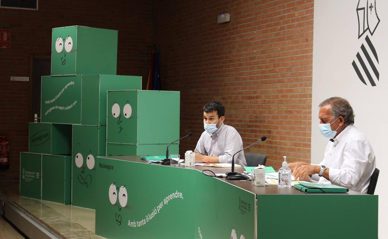 Vicent Marzà y Miguel Soler durante la rueda de prensa de inicio de curso. 