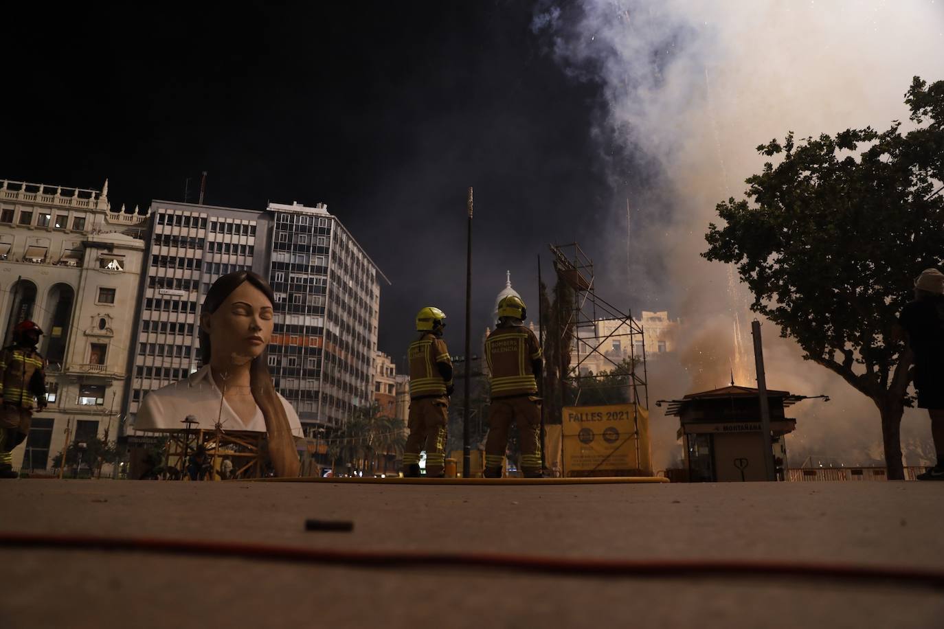 Fotos: Cremà de las Fallas de 2021