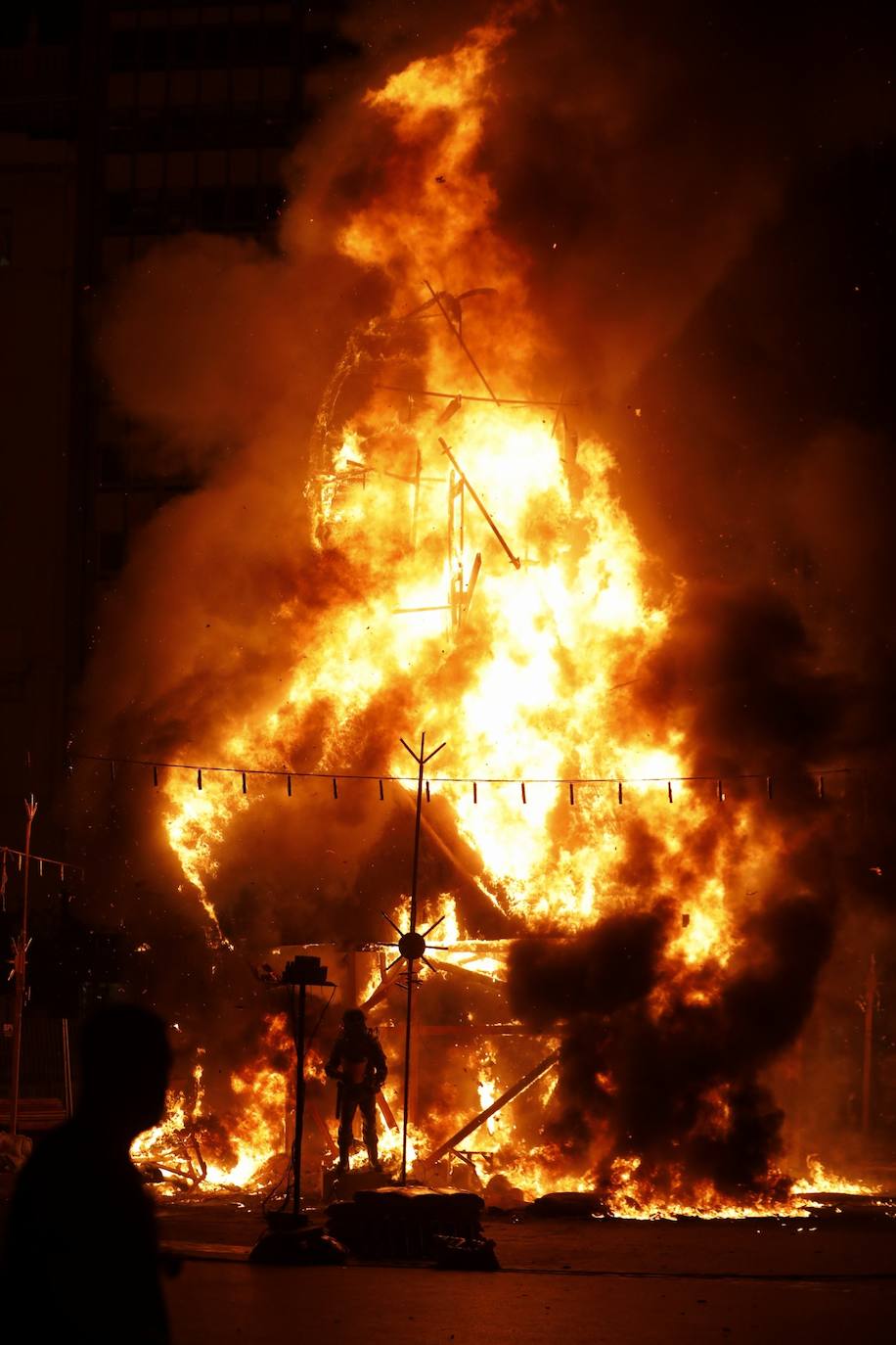 Fotos: Cremà de las Fallas de 2021