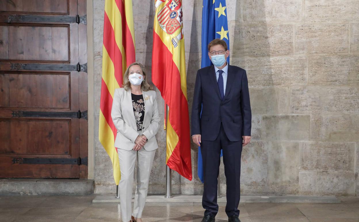 La vicepresidenta Nadia Calvió junto al presidente Ximo Puig. 