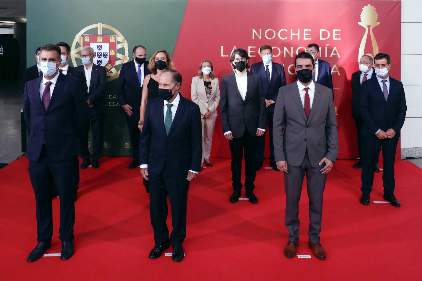 Políticos, empresarios y miembros destacados de la sociedad civil se han reunido este jueves por la noche para dar el pistoletazo de salida al nuevo curso económico que arranca en la Comunitat Valenciana.