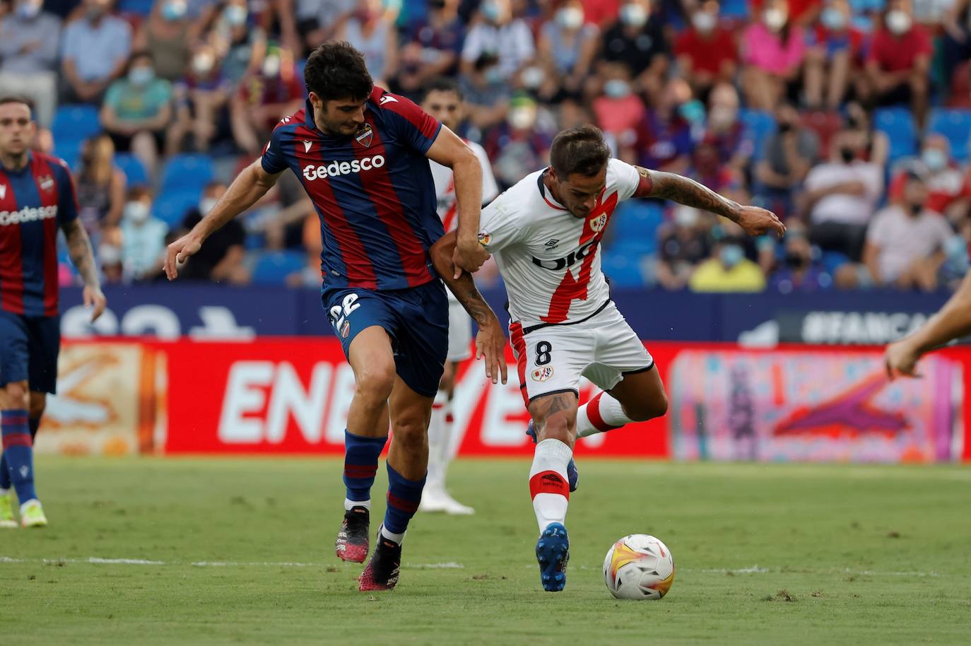 Fotos: Las mejores imágenes del Levante UD-Rayo Vallecano