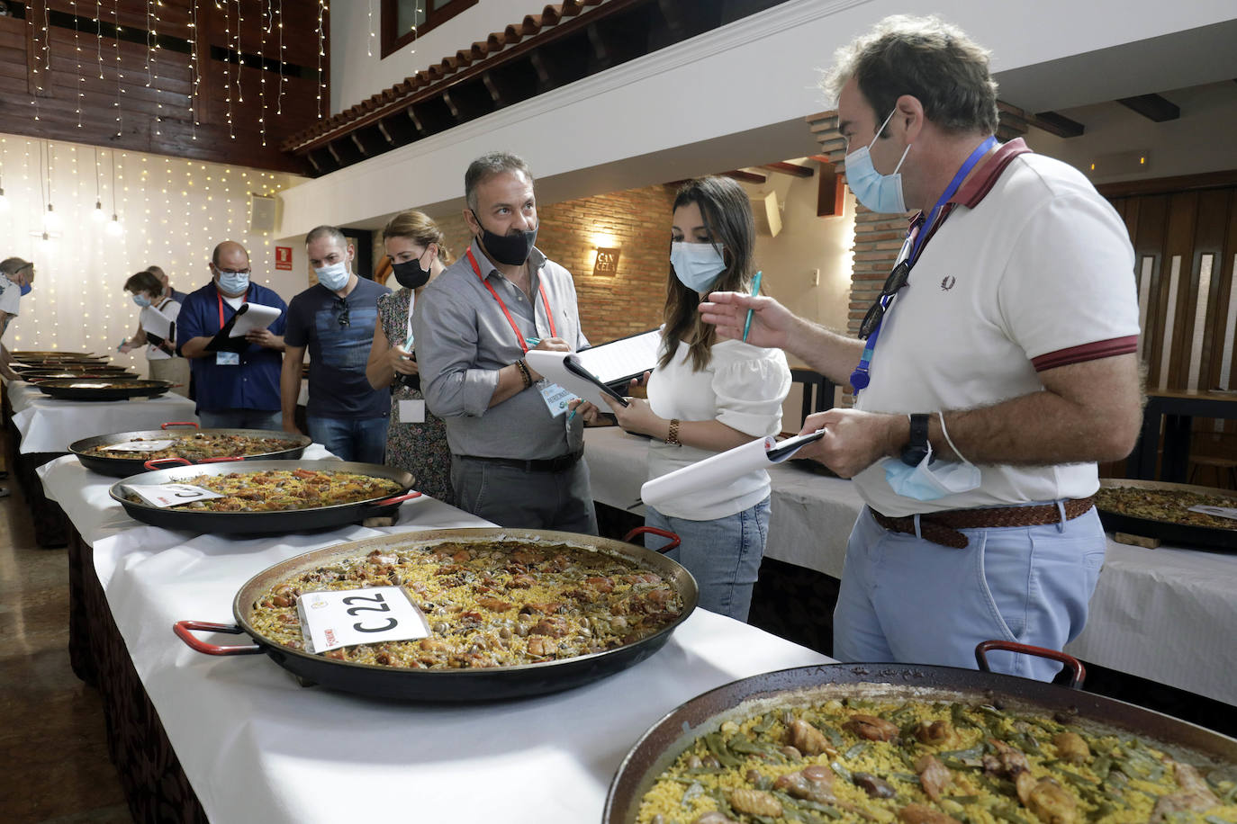 La localidad celebra una nueva edición del concurso internacional del plato tradicional valenciano