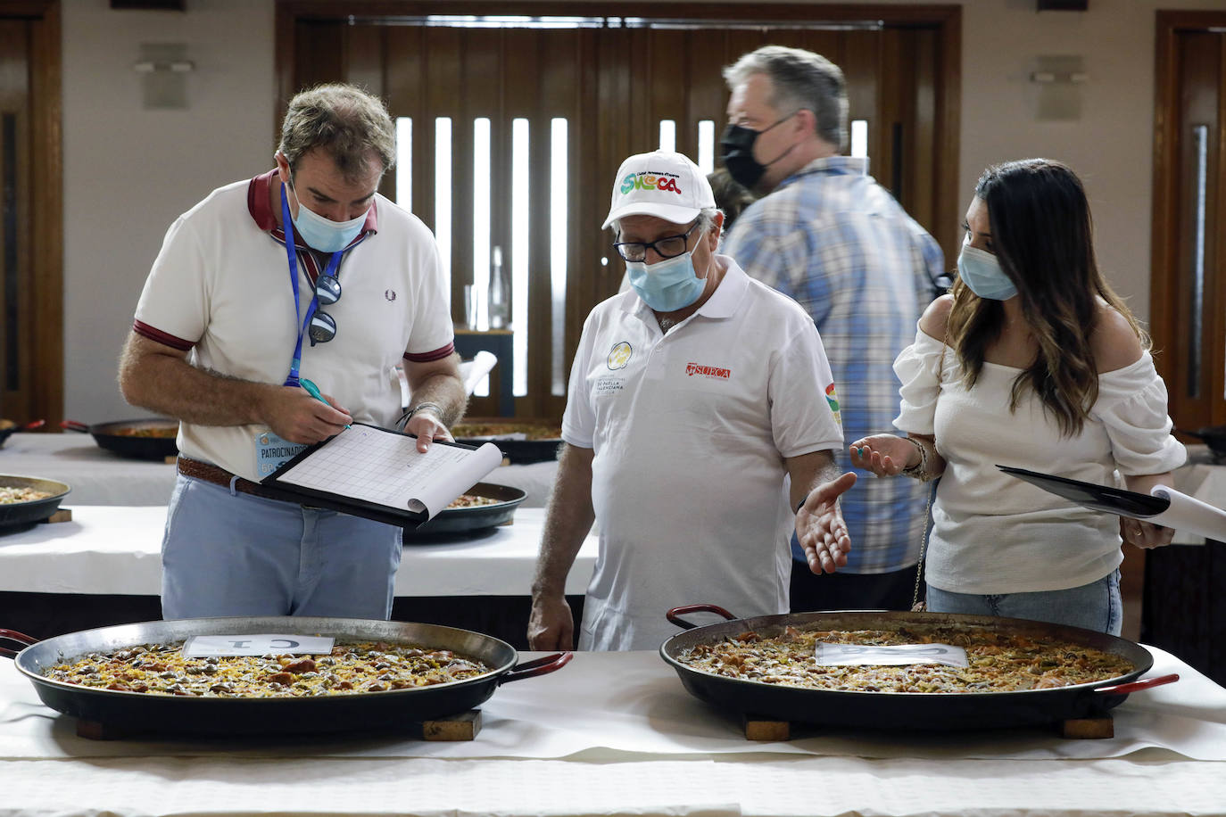 La localidad celebra una nueva edición del concurso internacional del plato tradicional valenciano